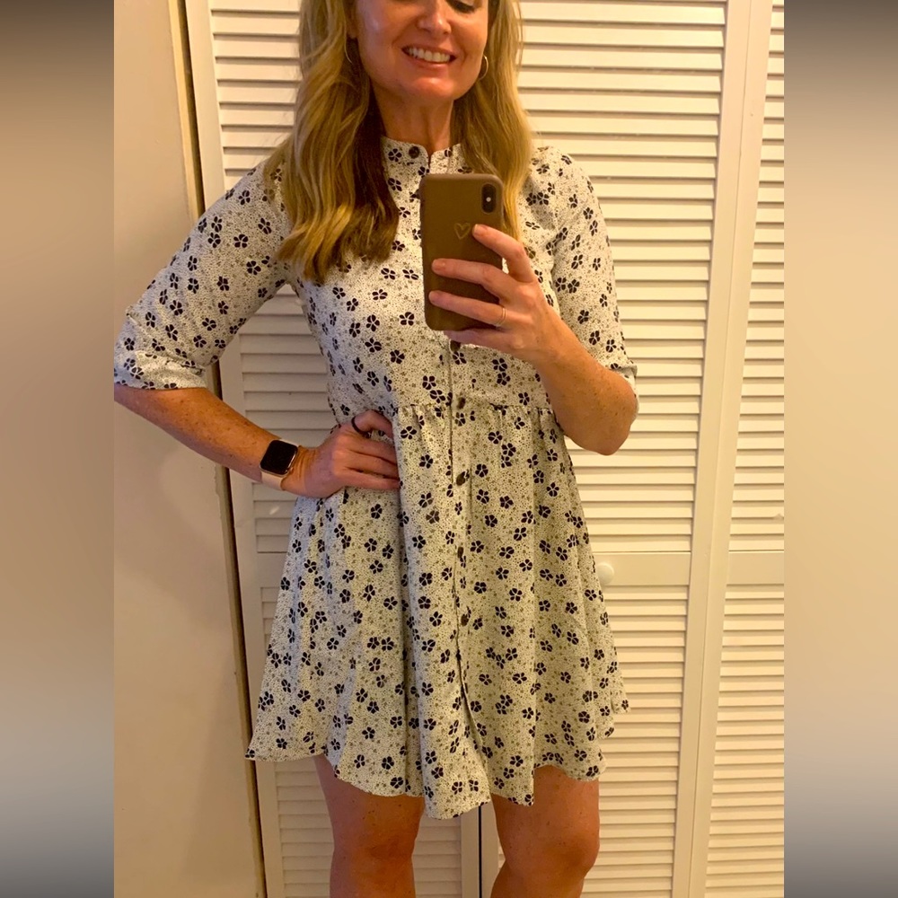 Spring, short dress with long sleeves. White with navy clover accents